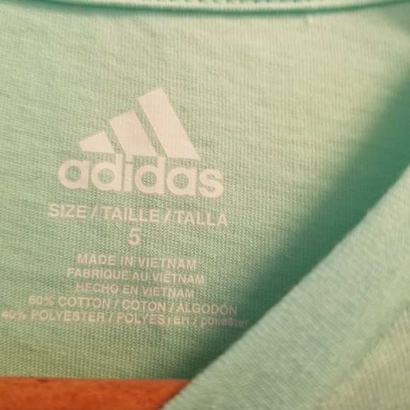 Adidas New Mint Green Color Girls Shirt - Picture 4 of 5